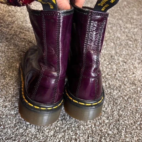 Vintage Dr. Martens Boots Purple Patent Leather Made in England Womens UK 5 US 7 - Picture 4 of 9